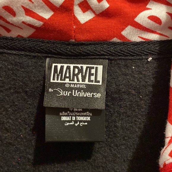 Marvel Comics Hoodie - Picture 2 of 5